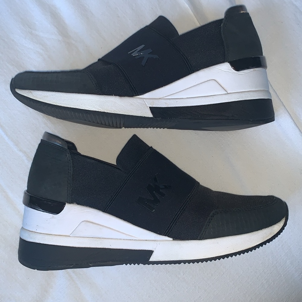 Michael Kors sneakers - Picture 3 of 13